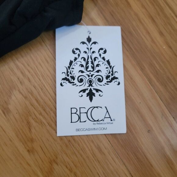 Becca by Rebecca Virtue Fine Line Tessa Crossover High Neck One-Piece Size small - Picture 4 of 15